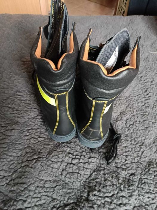 Buty strażackie Protektor ZERTIX trzewiki r. 46