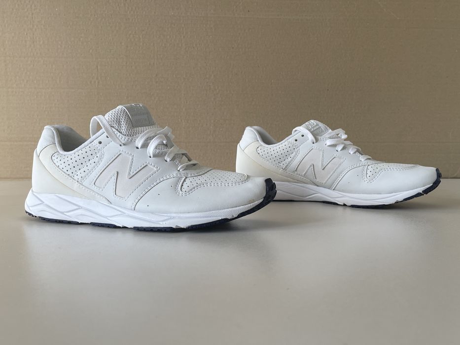 New Balance REVlite бігові кросівки р. 38 оригінал
