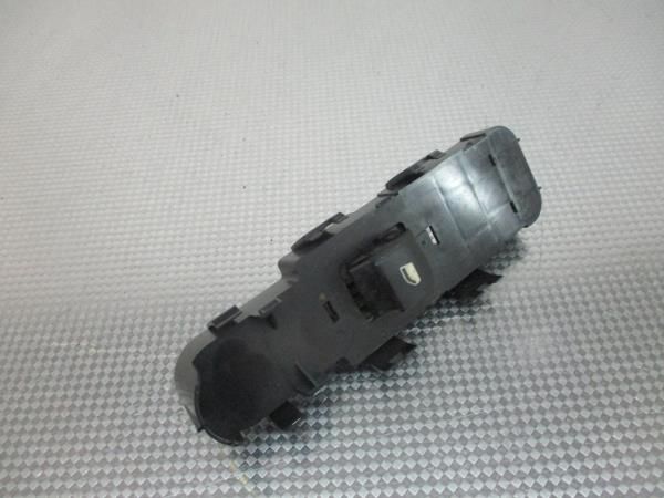 Comando / botão / interruptor vidros frente direito PEUGEOT 207 (WA_,