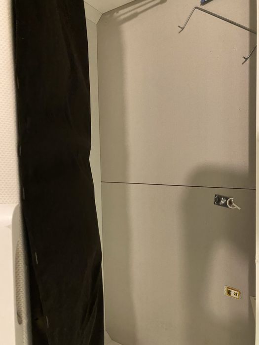 Cama de solteiro e o  colchão