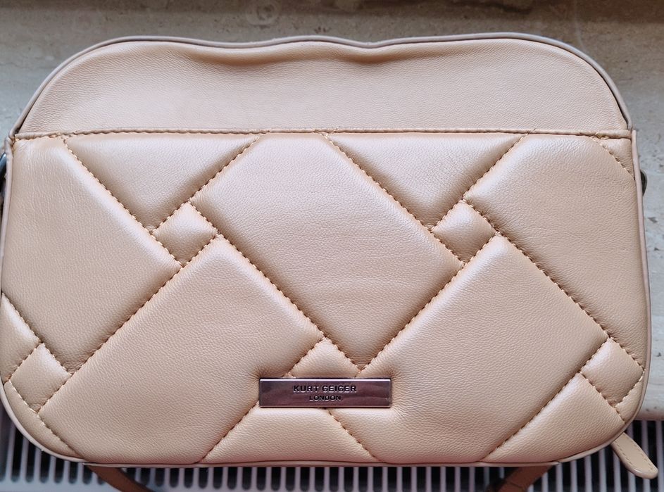 Torebka Kurt Geiger kolor wielbłądzi