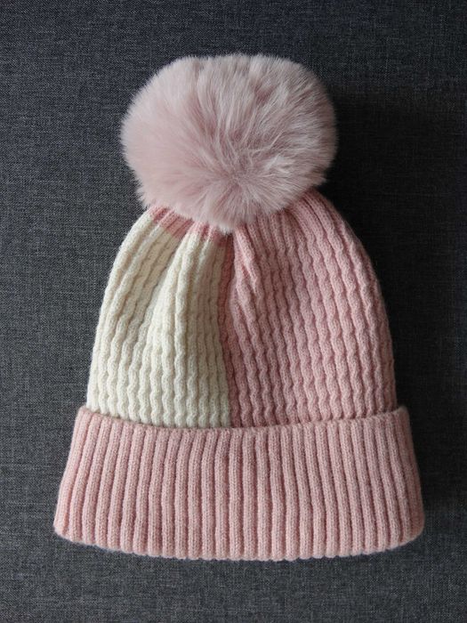 Czapka zimowa z pomponem