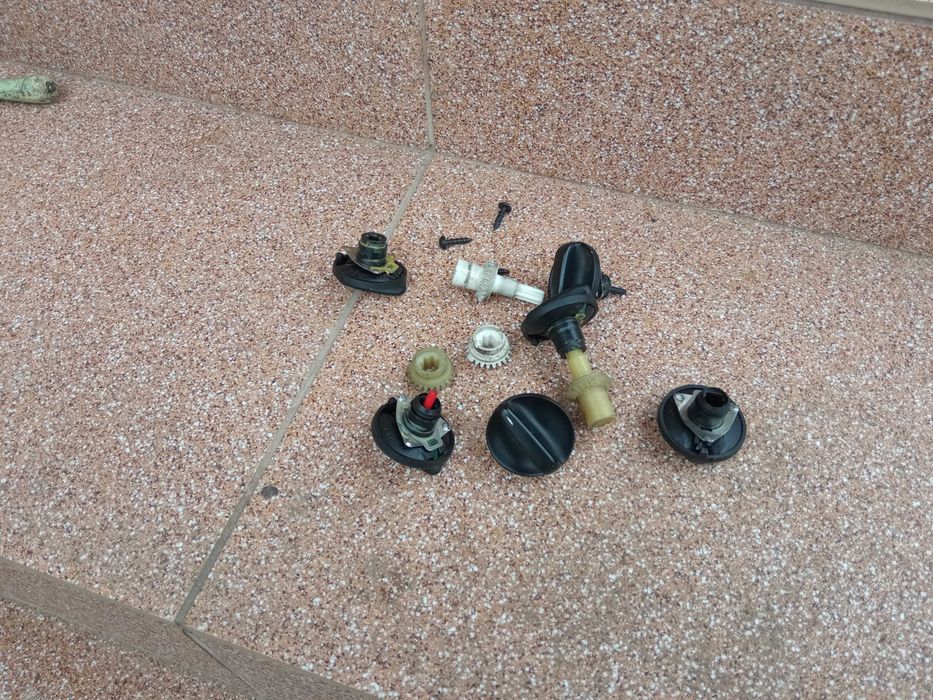 Ручка ричажок крутілка на блоці керування опалювача 96FW-18519-A Форд