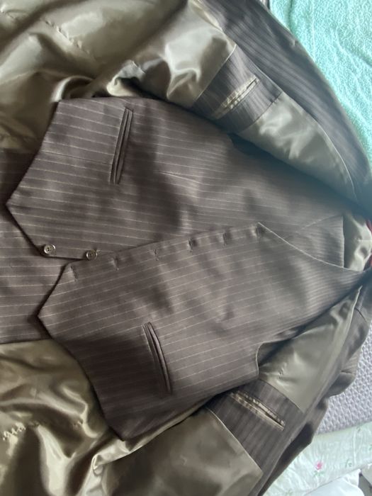 Garnitur męski z kamizelka