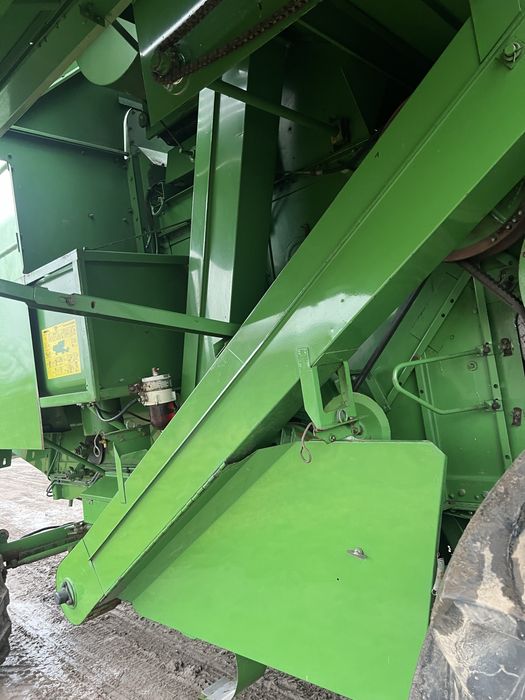 Свіжопривезений комбайн John Deere 1075 жатка 4,2м