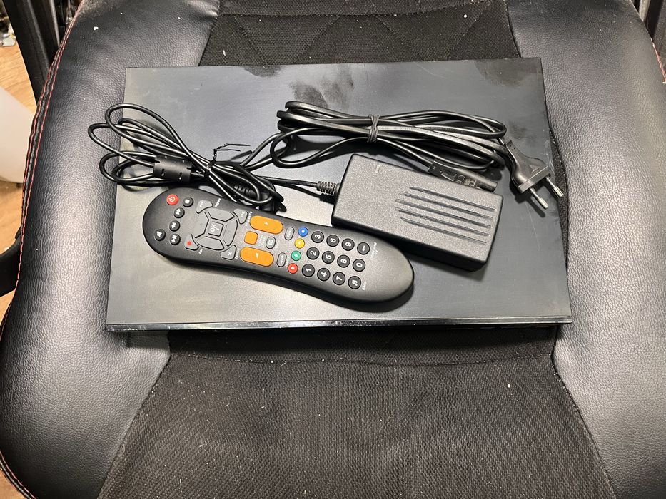 Sagemcom ESI88 320GB OpenPLi E2 Oscam jak nBox