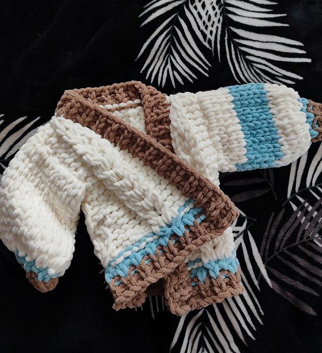 Кардиган для маленької модниці