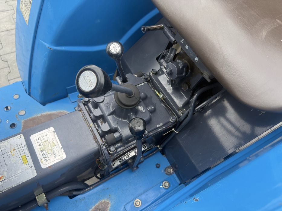 Японський трактор Mitsubishi MT1401