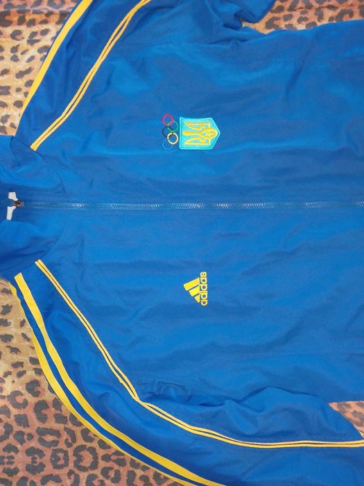Зипка adidas олимпийской символикой
