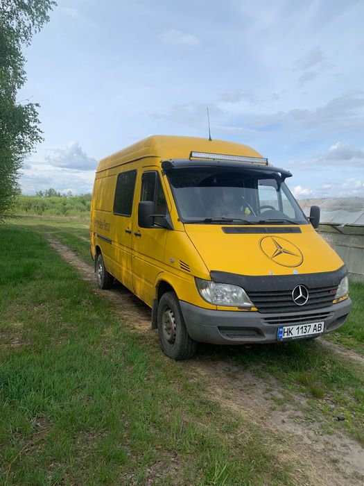 Мерседес спрінтер