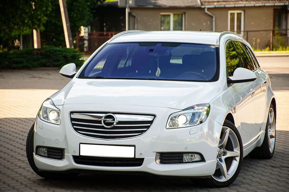 Opel Insignia 2xOPC 2.0 Cdti 160 koni Xenon Led Navi Klima Skóra Serwis PDC