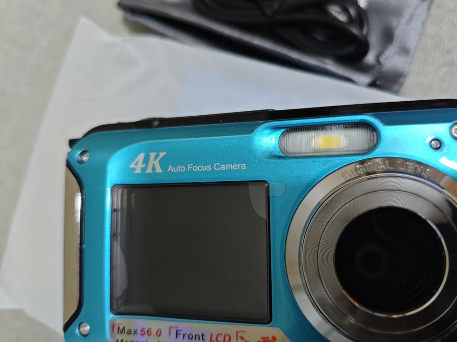 Цифрова камера, фотоапарат, нова