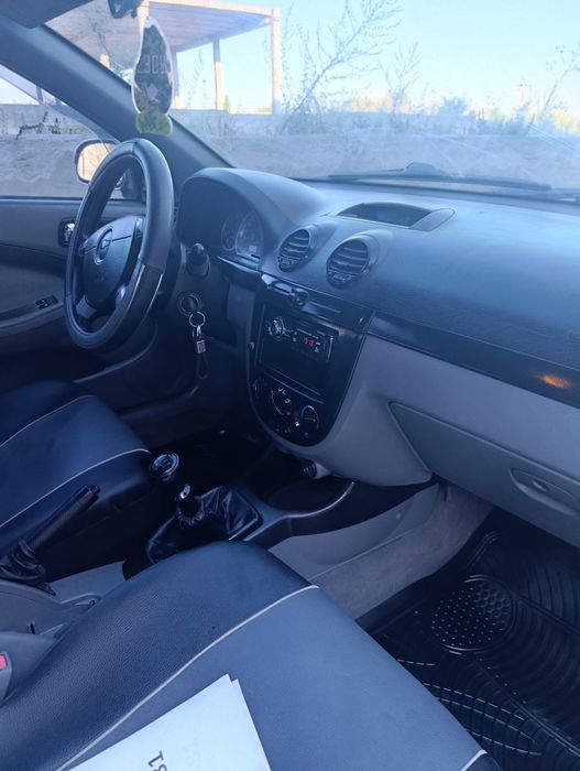 Chevrolet Lacheti 1.8 газ/бензин.