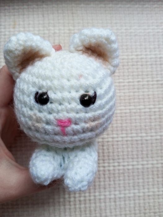 В'язаний котик / іграшка