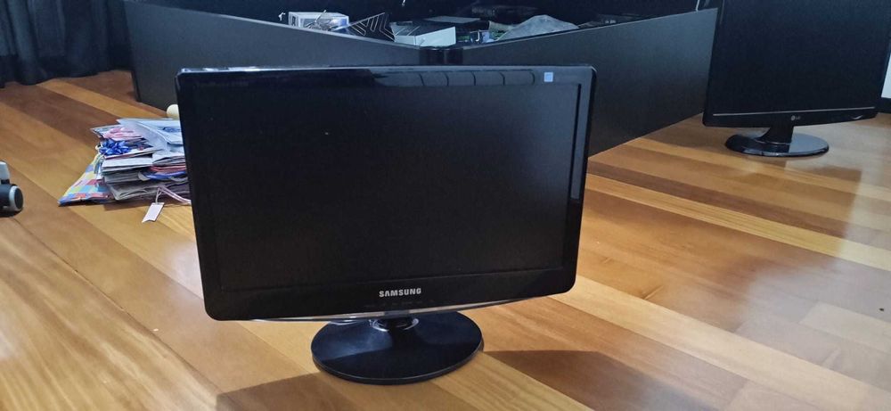 Monitor Samsung 15.6''