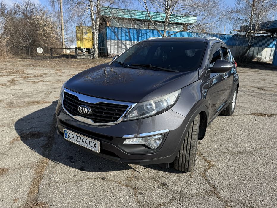 Авто kia sportage 2012