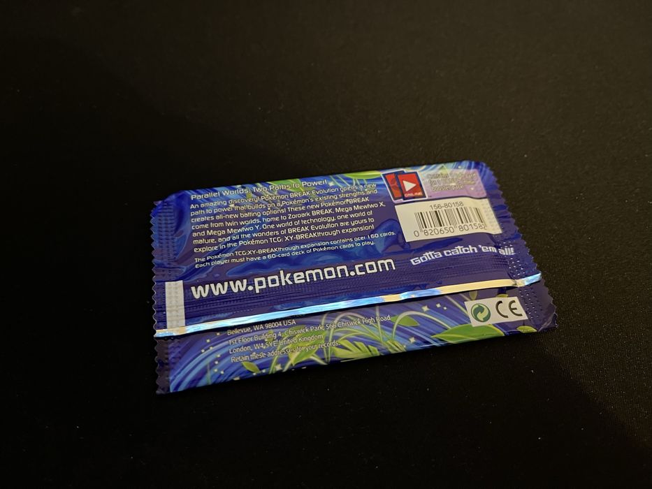 Картки бустери Pokemon TCG  «Evolutions» англомовні