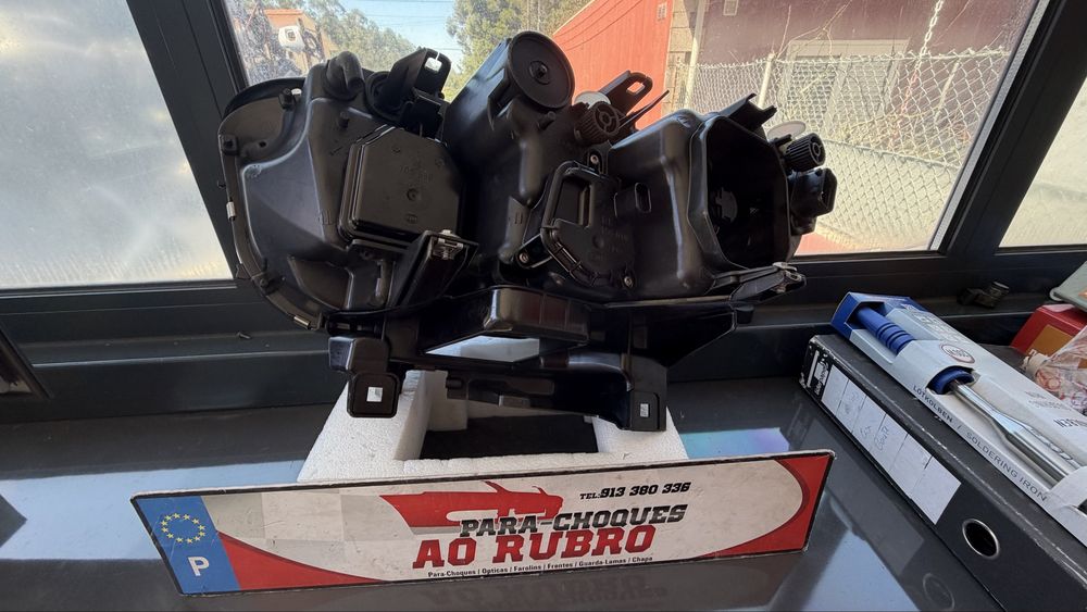 Farol drt bmw serie 7 E65 xenon