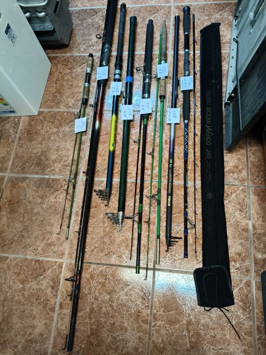 Vendo estas canas de pesca cada uma tem o seu preço