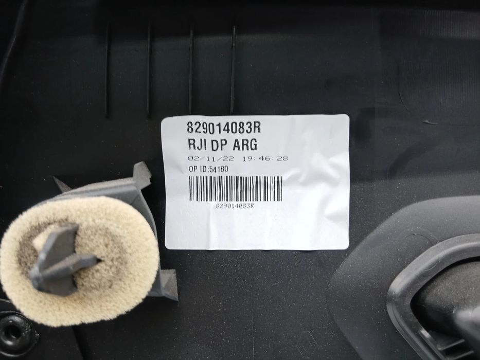 Forra porta / quartela trás esquerda DACIA Jogger