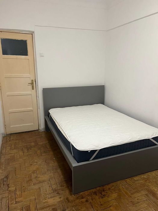 Aluga-se Quarto Casal ou Solteiro no Cacem