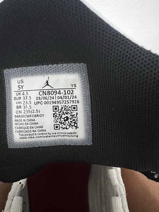 Ténis Jordan (Nike)  Tammanho: 37,5