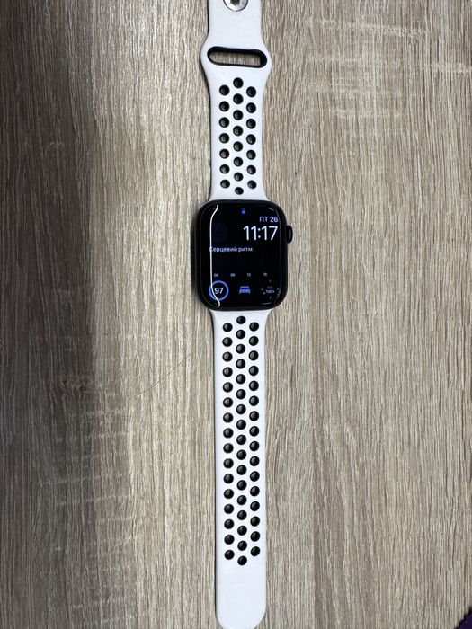 Продам apple watch 9  45mm