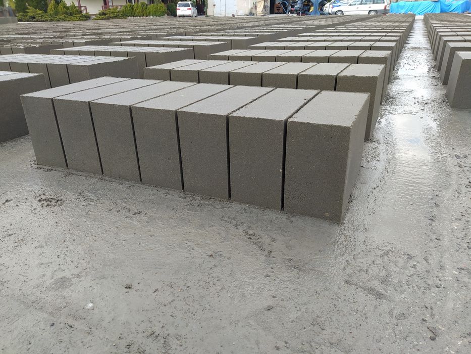 Bloczki fundamentowe, cement, pustaki, kręgi, studnie, pokrywy, beton