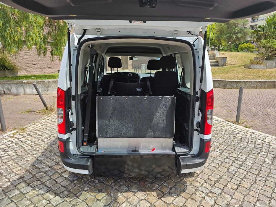 Mercedes Citan Adaptada / Rampa Para Cadeira Rodas / TPMR