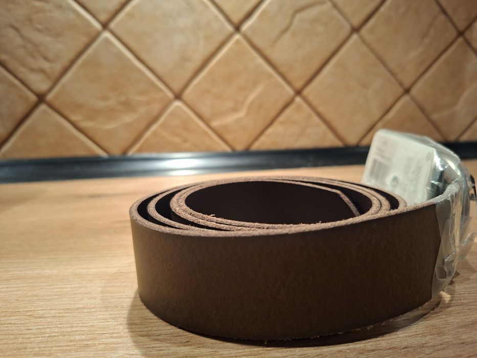 Pasek damski levis nowe polecam