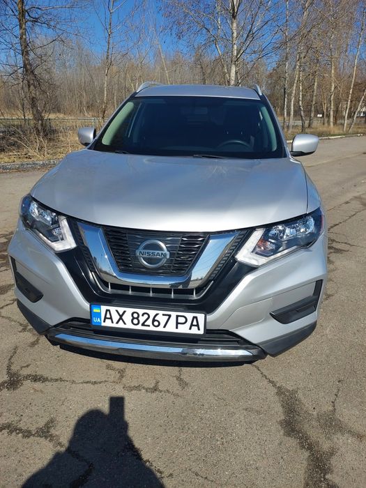 Продам Nissan Rogue