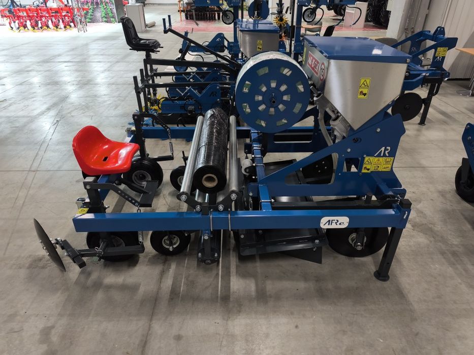 Maszyna do formowania zagonów AFRe200