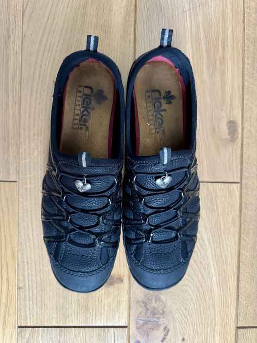 Buty wsuwane Rieker roz. 42