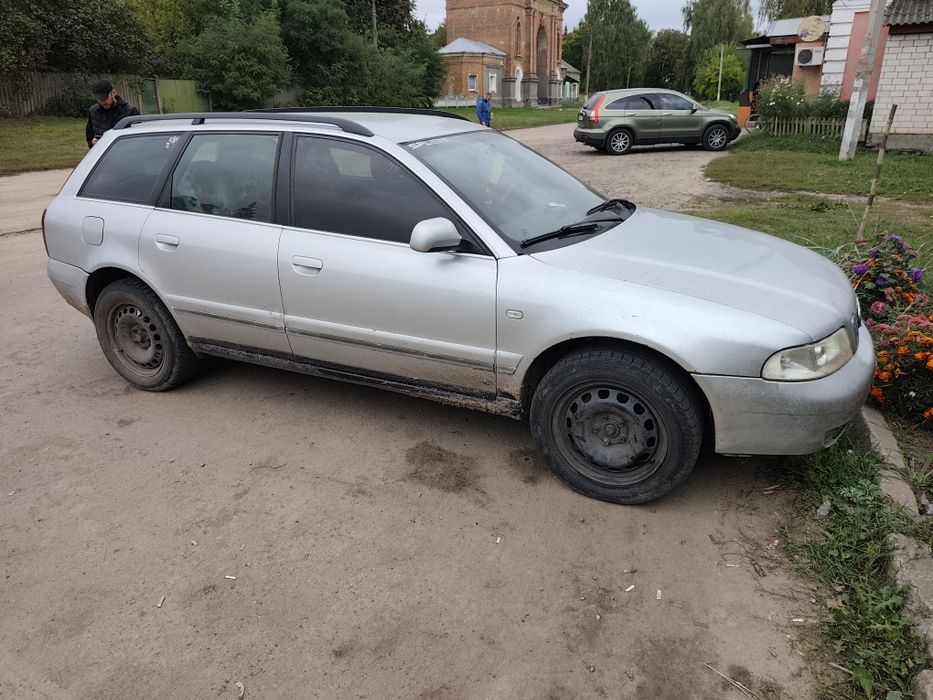 продам Ауді А4 б5