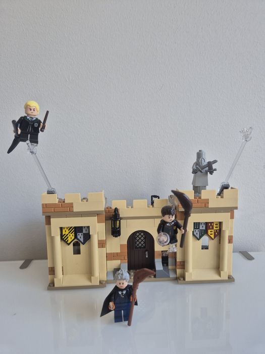 Lego Harry Potter 76395 Hogwarts Primeira Lição de Voo