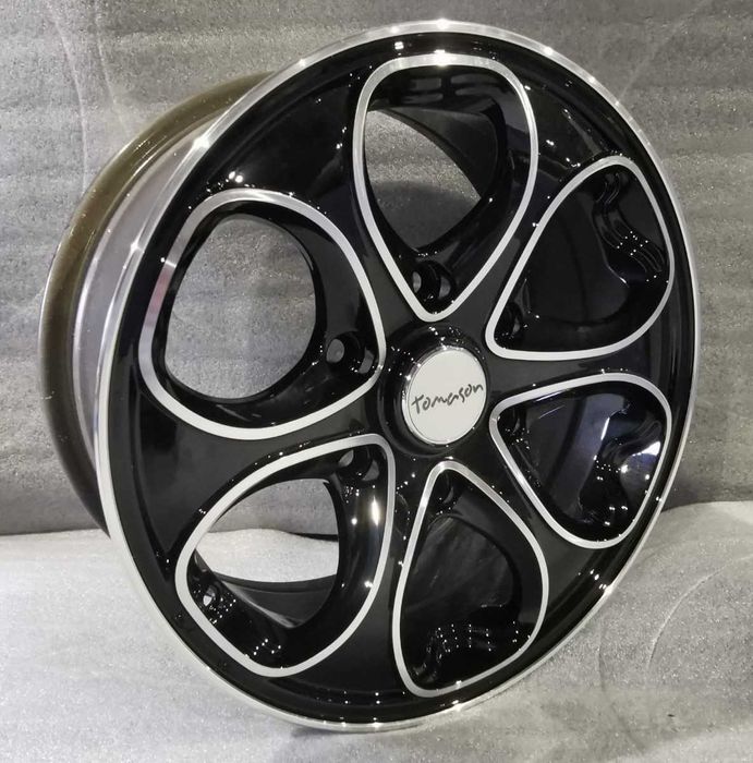 Alufelgi Tomason TAM3178 7Jx16 6x139,7 ET33 nowe