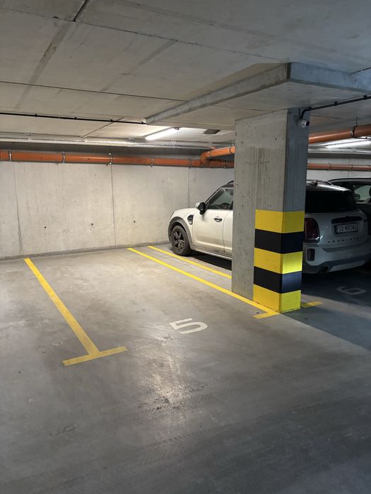 Miejsce parkingowe w garażu podziemnym
