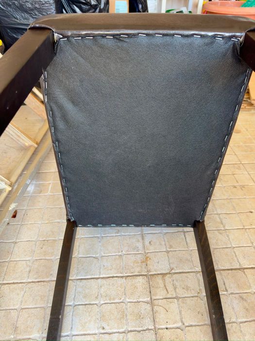 Conjunto de 8 Cadeiras de Sala de Jantar em Pele Sintética Castanha – Bom Estado