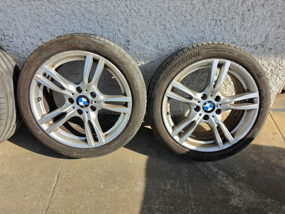 Jantes BMW 18" Pack M com Pneus 225.45.18 + 255.40.18