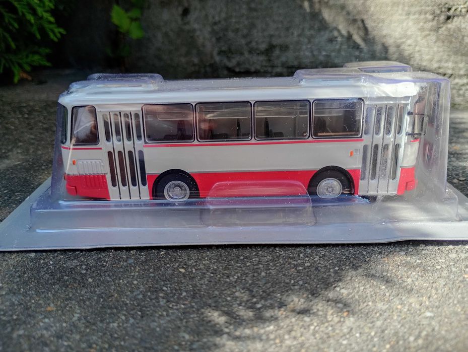 AUTOSAN H9-35 H9 35 Kultowe autobusy auta PRL 1/72 model deagostini Nowy kolekcja