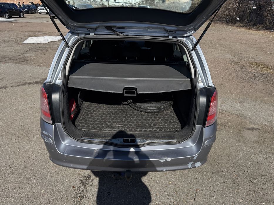 Продам Opel Astra H