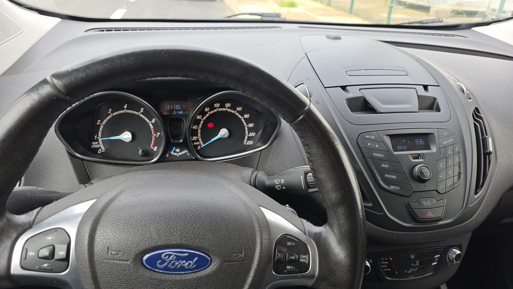 Ford tourneo  courier 1.0 ecoboost 2016