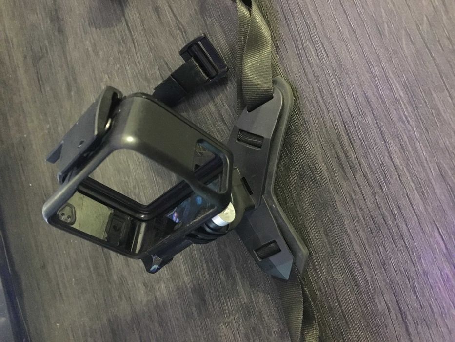 Go Pro 7 Silver + Suporte