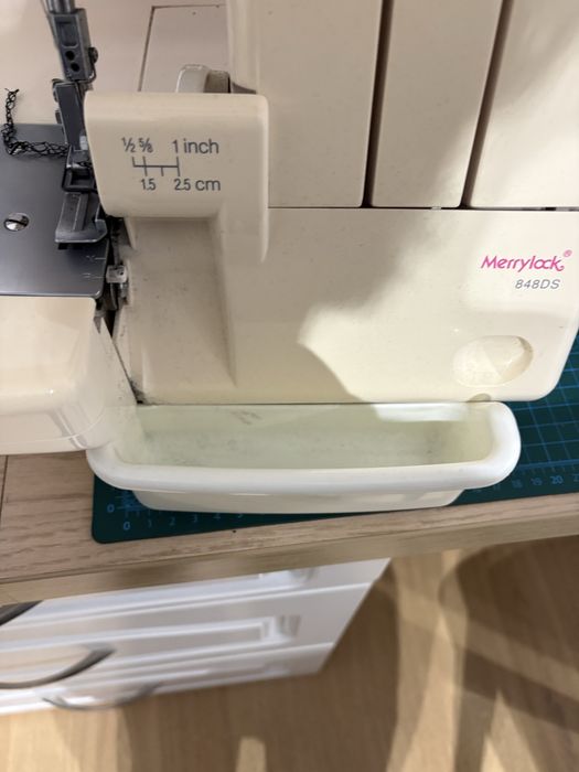 Overlock Merrylock 848 DS