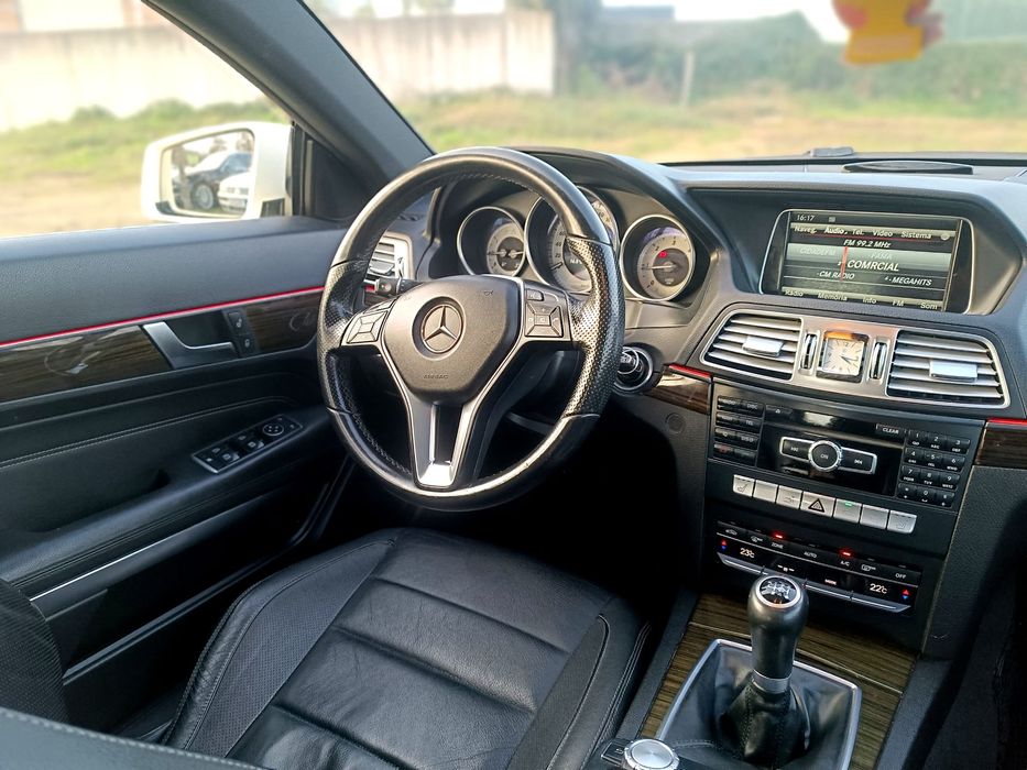 Mercedes E250 Coupé AMG C/Novo