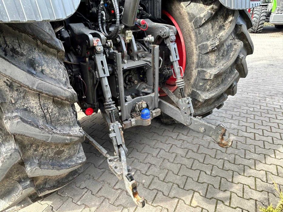 Ciągnik Fendt 824 Vario Profi Plus