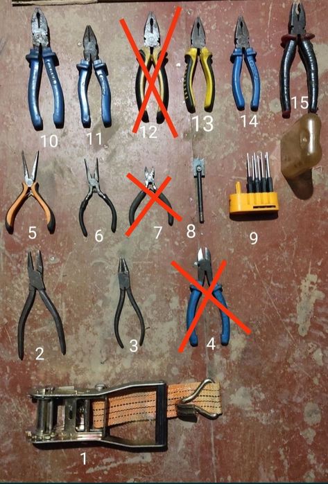 Топор.           .