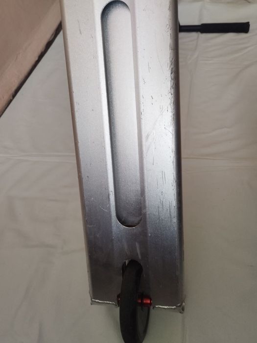 Продам трюковий самокат Explore ZOOM II (LIGHT GRAY / срібло)