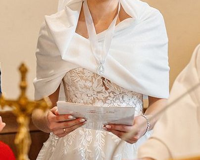 Bolerko ślubne z rękawami / etola