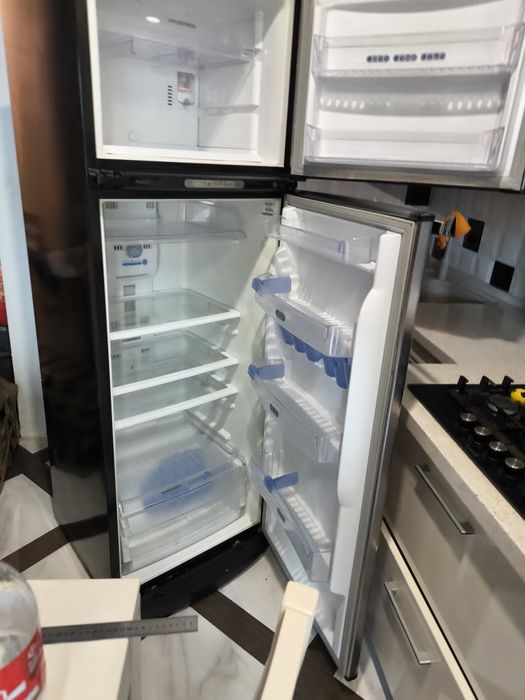 Холодильник whirlpool